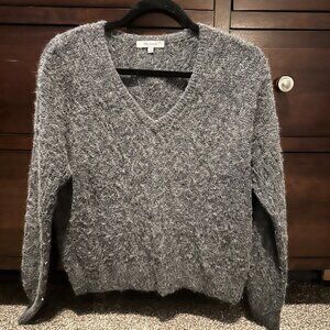 Alna V-Neck Sweater